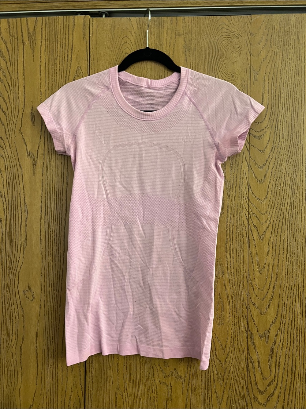 lululemon athletica Light Pink Short Sleeve Seamless Tee
